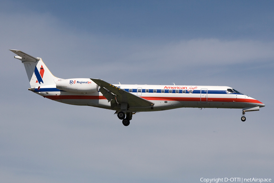 American Eagle Embraer ERJ-135LR (N707EB) | Photo 260891