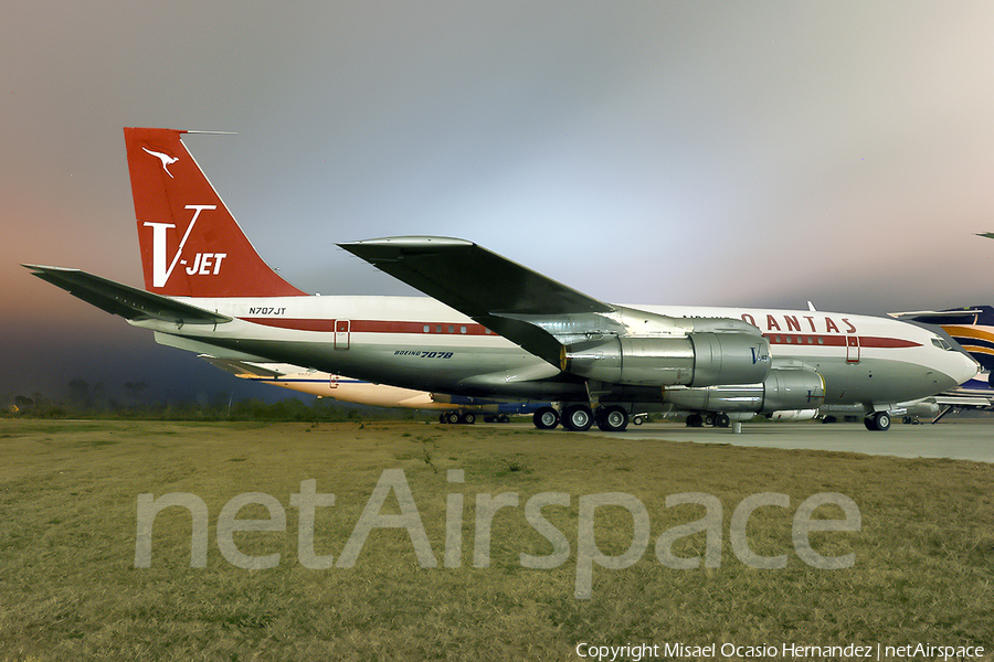 Jett Clipper Johnny Boeing 707-138B (N707JT) | Photo 245621