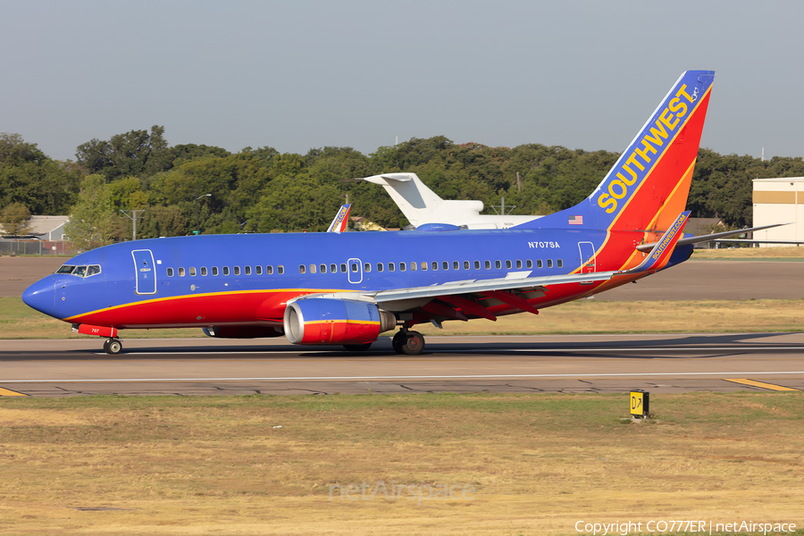 Southwest Airlines Boeing 737-7H4 (N707SA) | Photo 257777