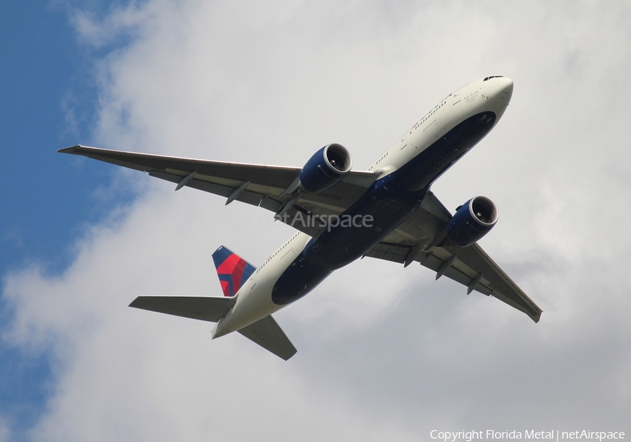 Delta Air Lines Boeing 777-232(LR) (N708DN) | Photo 351261