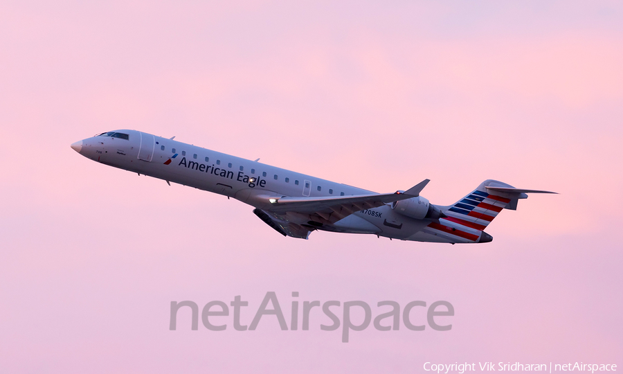 American Eagle (SkyWest Airlines) Bombardier CRJ-701ER (N708SK) | Photo 211657