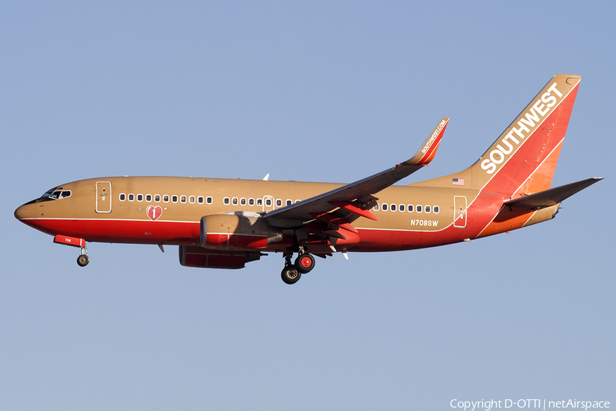 Southwest Airlines Boeing 737-7H4 (N708SW) | Photo 178968