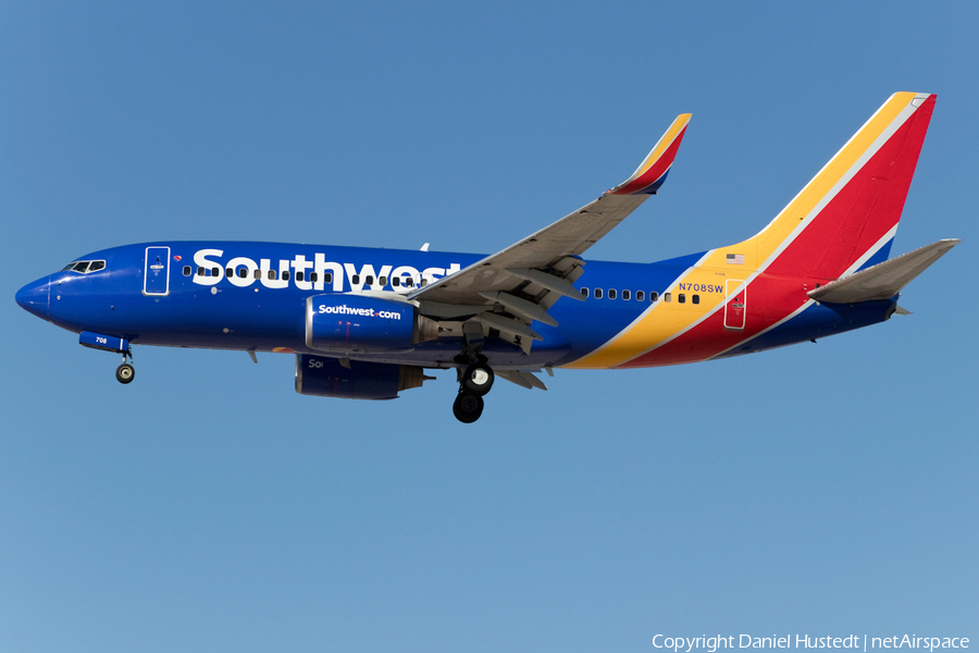 Southwest Airlines Boeing 737-7H4 (N708SW) | Photo 477755