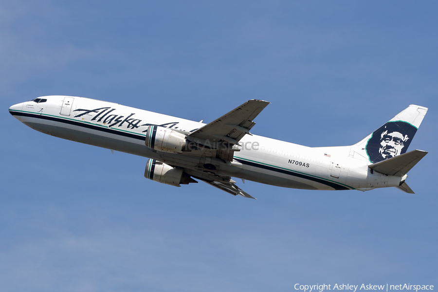 Alaska Airlines Cargo Boeing 737-490(SF) (N709AS) | Photo 149646