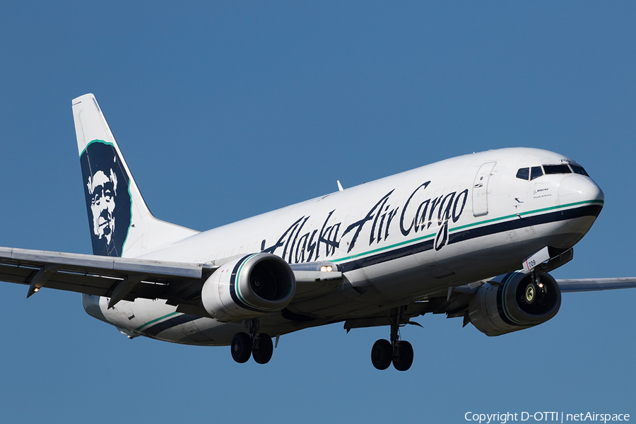 Alaska Airlines Cargo Boeing 737-490(SF) (N709AS) | Photo 181829