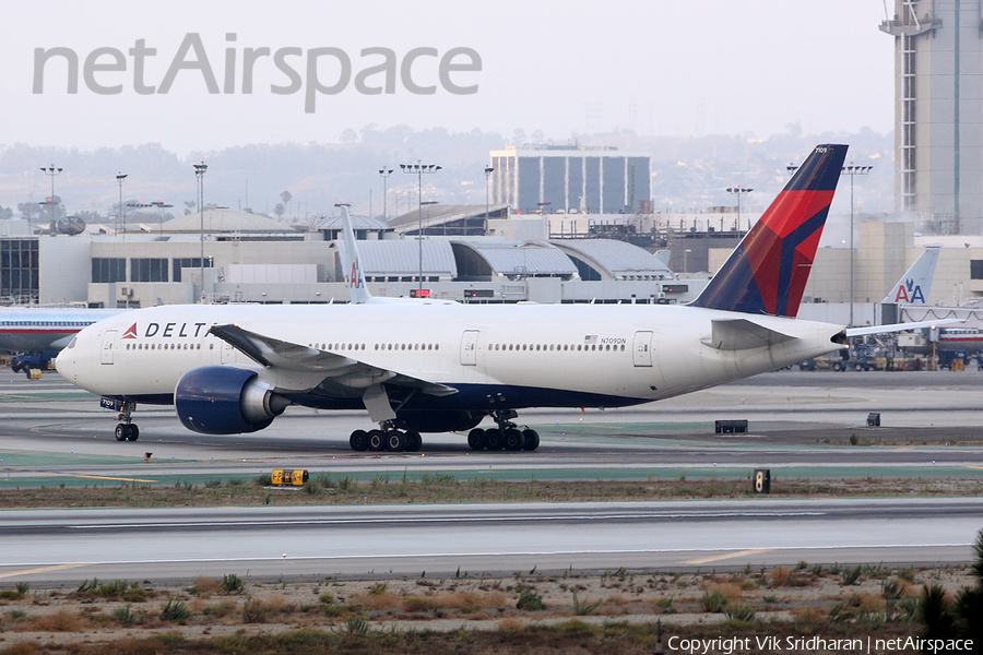 Delta Air Lines Boeing 777-232(LR) (N709DN) | Photo 10198