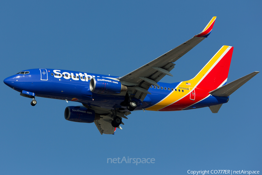 Southwest Airlines Boeing 737-7H4 (N710SW) | Photo 231578