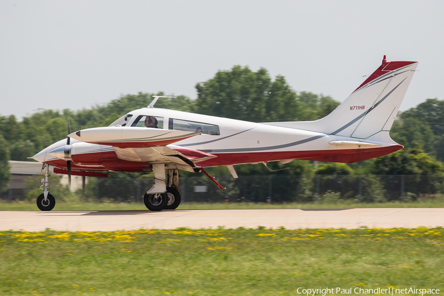 (Private) Cessna 310P (N711HB) | Photo 406378