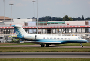 (Private) Gulfstream G650 (N711SW) at  London - Luton, United Kingdom