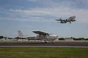 (Private) Cessna 172S Skyhawk SP (N712DS) at  Oshkosh - Wittman Regional, United States