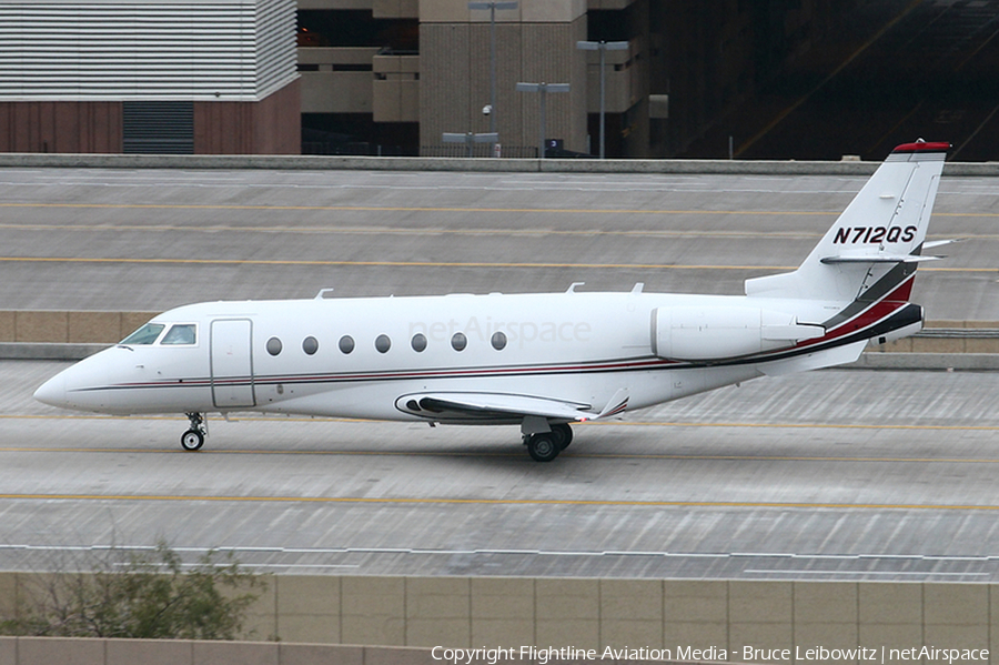 NetJets Gulfstream G200 (N712QS) | Photo 171799
