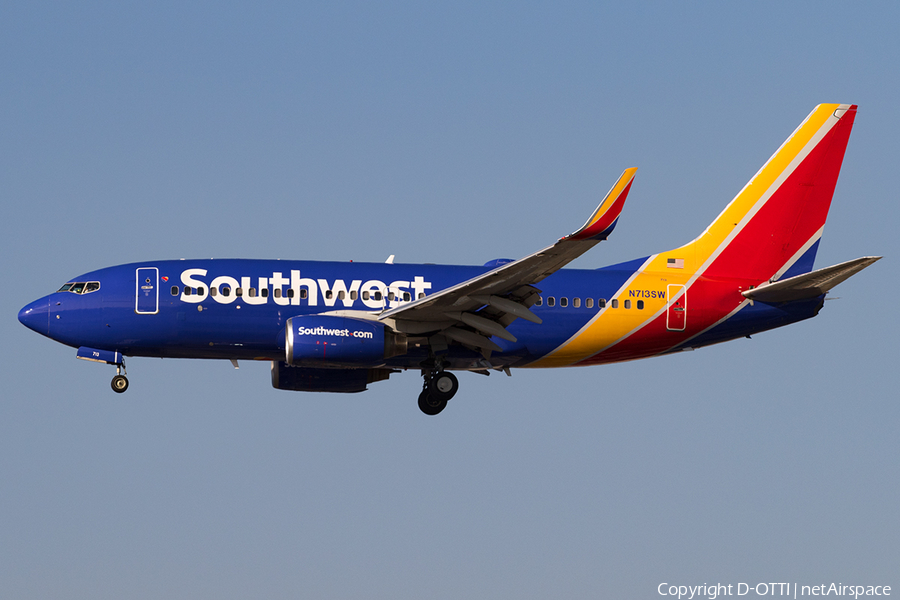 Southwest Airlines Boeing 737-7H4 (N713SW) | Photo 144335