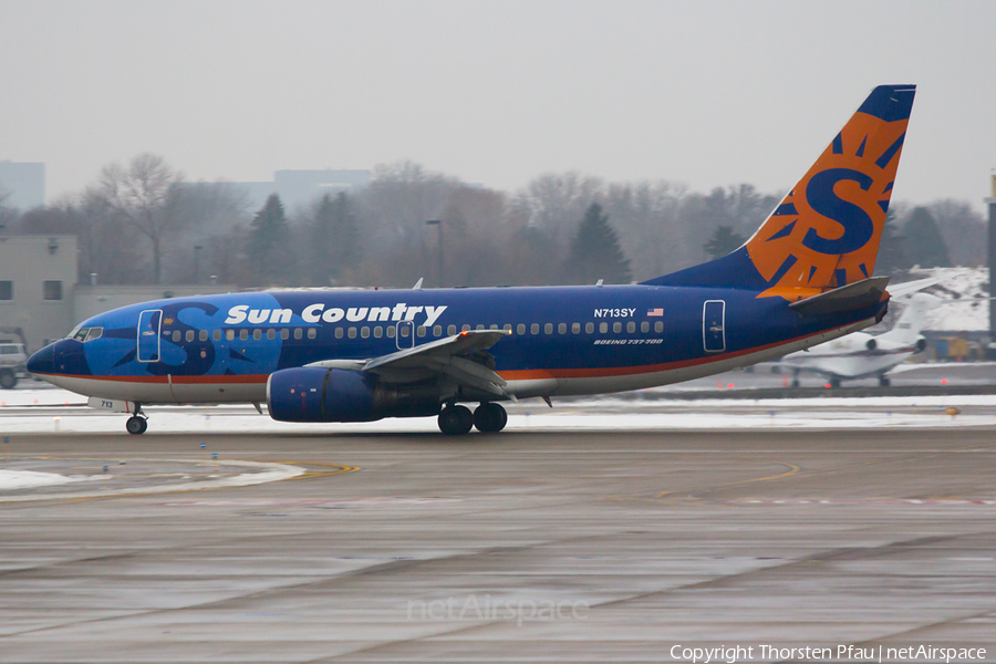 Sun Country Airlines Boeing 737-7Q8 (N713SY) | Photo 96266