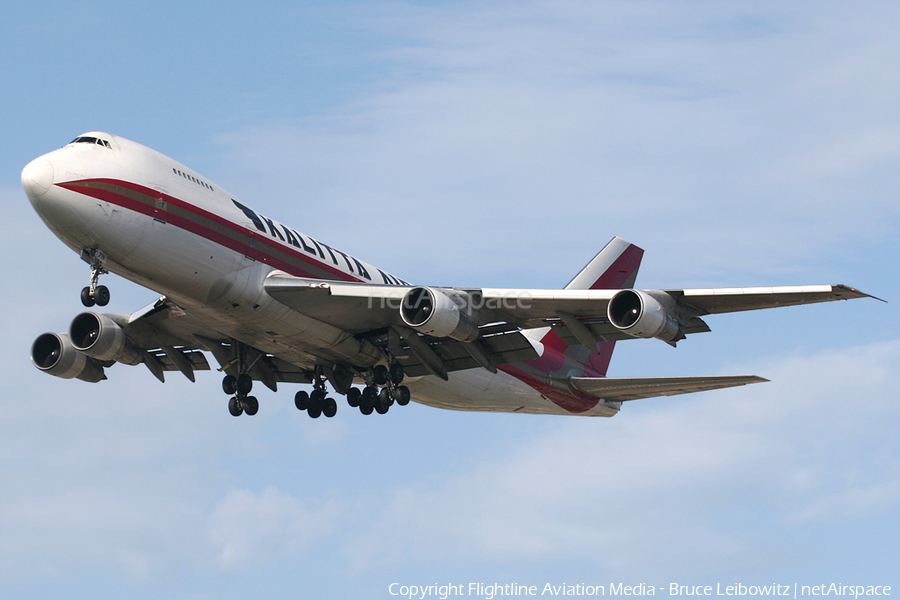 Kalitta Air Boeing 747-209B(SF) (N714CK) | Photo 87241