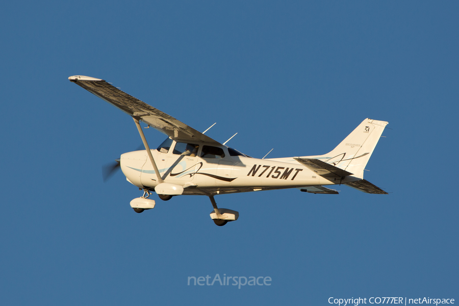(Private) Cessna 172S Skyhawk SP (N715MT) | Photo 32096