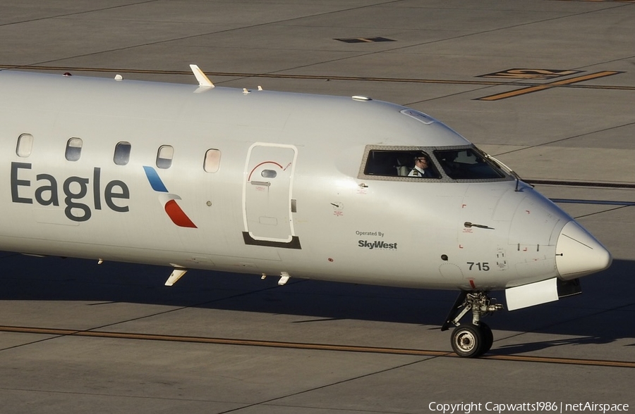United Express (SkyWest Airlines) Bombardier CRJ-701ER (N715SK) | Photo 576882