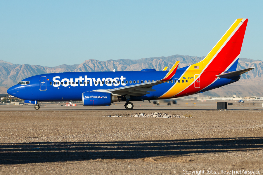 Southwest Airlines Boeing 737-7H4 (N715SW) | Photo 331750