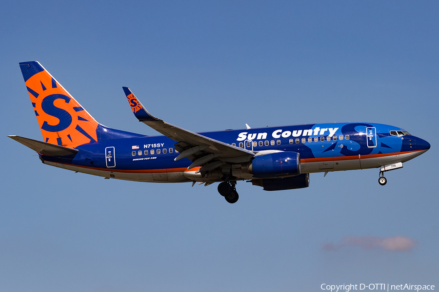 Sun Country Airlines Boeing 737-752 (N715SY) | Photo 135353