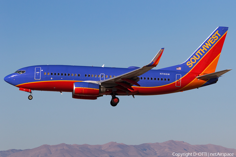 Southwest Airlines Boeing 737-7H4 (N716SW) | Photo 141827