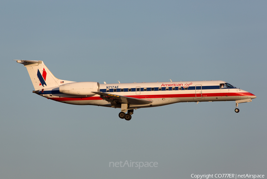 American Eagle Embraer ERJ-135LR (N717AE) | Photo 15958