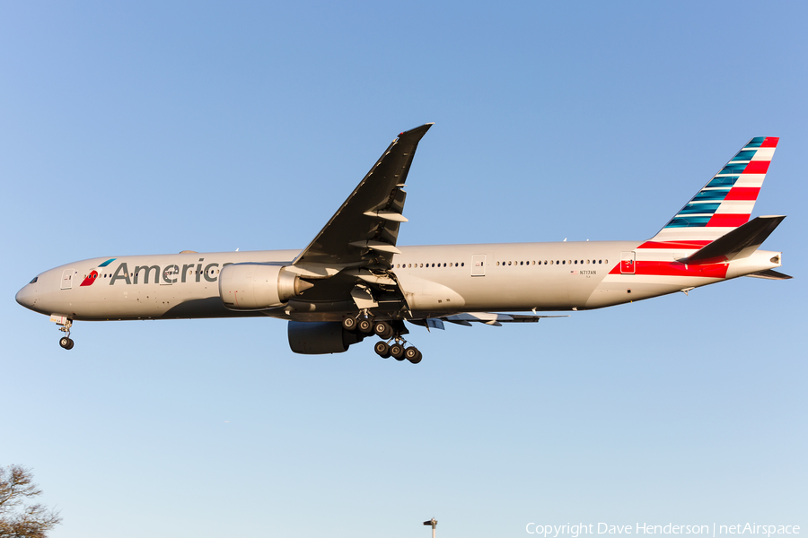 American Airlines Boeing 777-323(ER) (N717AN) | Photo 369023