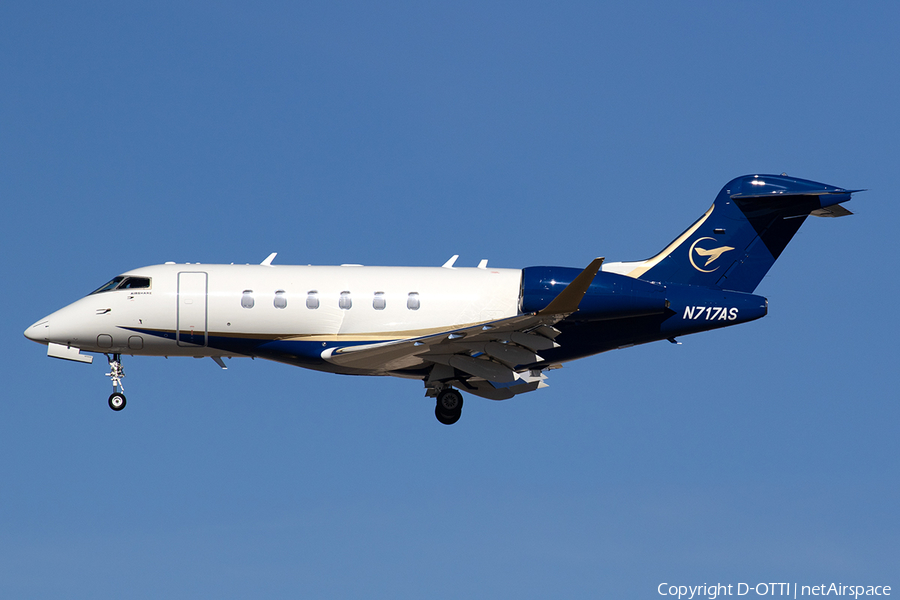 AirShare Bombardier BD-100-1A10 Challenger 350 (N717AS) | Photo 547290