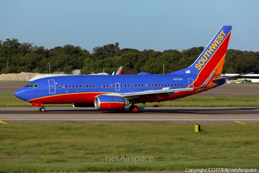 Southwest Airlines Boeing 737-7H4 (N717SA) | Photo 182879