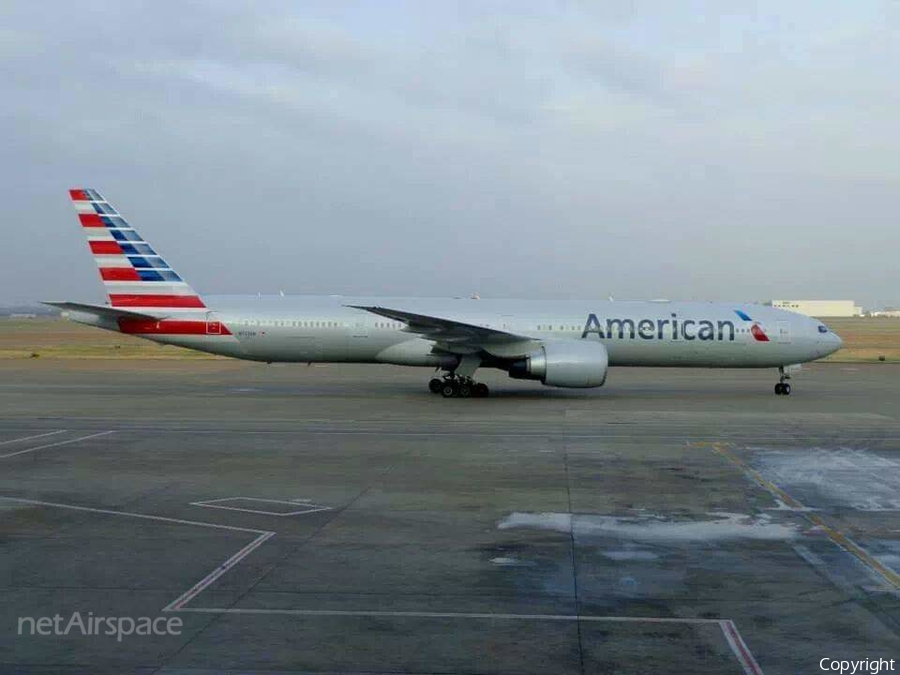 American Airlines Boeing 777-323(ER) (N718AN) | Photo 447775