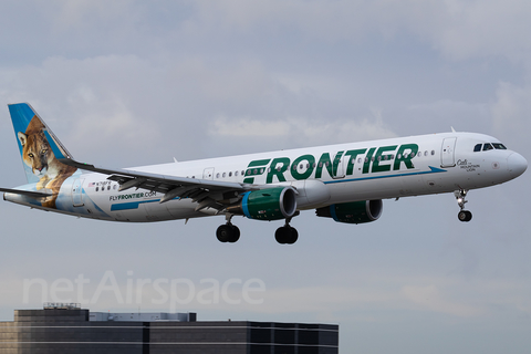 Frontier Airlines Airbus A321-211 (N718FR) at  Miami - International, United States