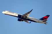 Delta Air Lines Boeing 757-231 (N718TW) at  Los Angeles - International, United States