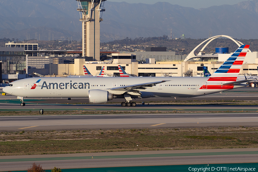 American Airlines Boeing 777-323(ER) (N719AN) | Photo 564773