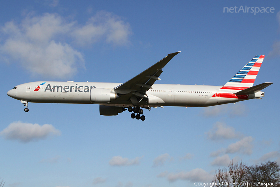 American Airlines Boeing 777-323(ER) (N720AN) | Photo 41514