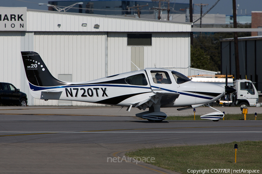 (Private) Cirrus SR20 G2 (N720TX) | Photo 12346