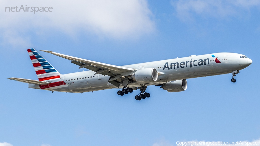 American Airlines Boeing 777-323(ER) (N721AN) | Photo 396189