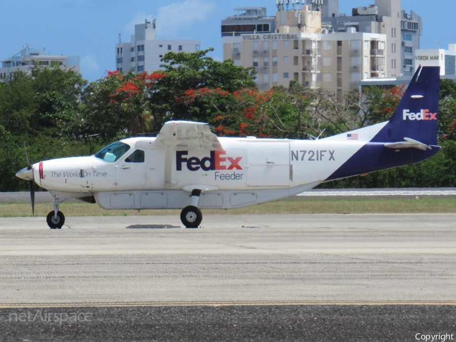 FedEx Feeder (Mountain Air Cargo) Cessna 208B Super Cargomaster (N721FX) | Photo 387891