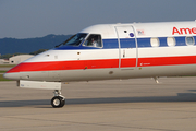 American Eagle Embraer ERJ-135LR (N721HS) at  La Crosse - Regional, United States