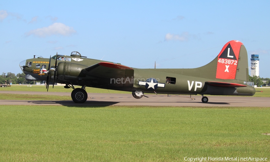 Commemorative Air Force Boeing B-17G Flying Fortress (N7227C) | Photo 355493