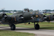 Commemorative Air Force Boeing B-17G Flying Fortress (N7227C) at  Oshkosh - Wittman Regional, United States