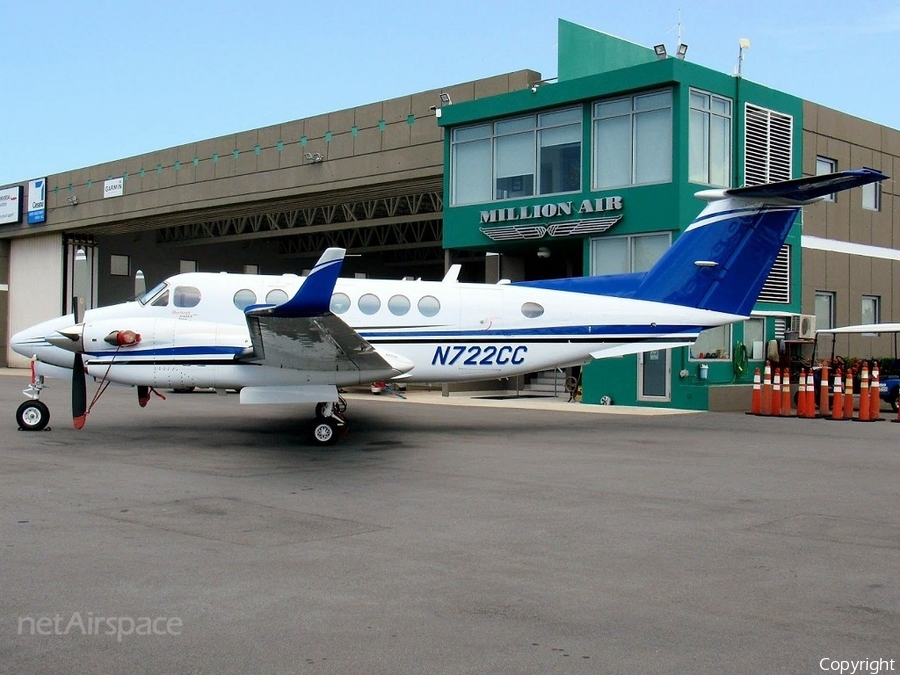 (Private) Beech King Air 350i (N722CC) | Photo 184260