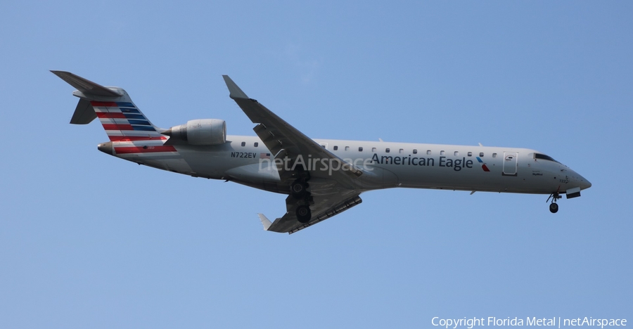 American Eagle (SkyWest Airlines) Bombardier CRJ-701ER (N722EV) | Photo 351279