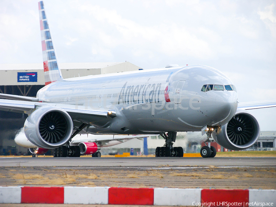 American Airlines Boeing 777-323(ER) (N723AN) | Photo 47730