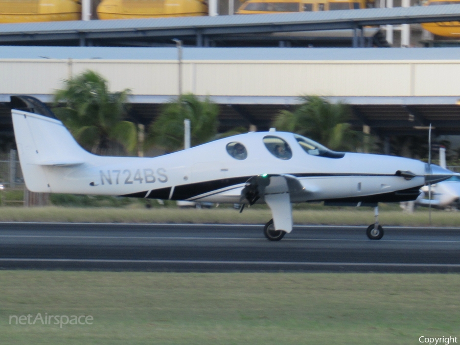 (Private) Lancair EVOT-750 Evolution (N724BS) | Photo 489710