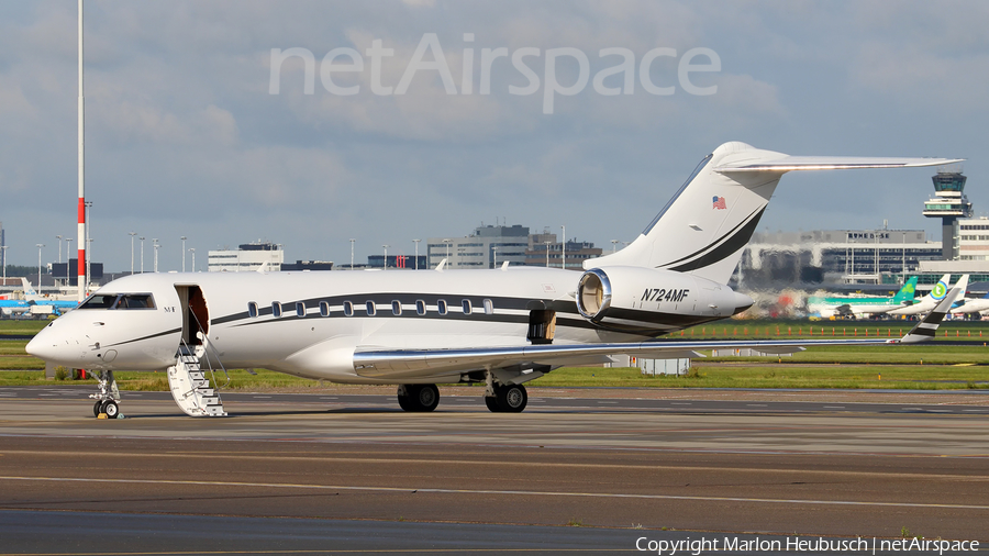 (Private) Bombardier BD-700-1A11 Global 5000 (N724MF) | Photo 181953