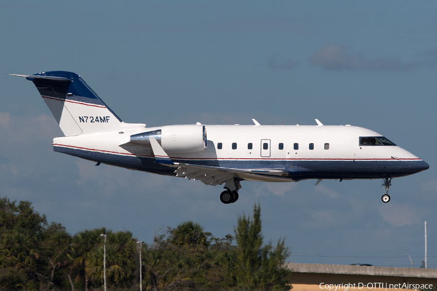 (Private) Bombardier CL-600-2B16 Challenger 604 (N724MF) | Photo 234019