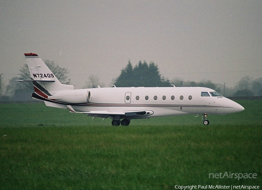 NetJets Gulfstream G200 (N724QS) | Photo 35996