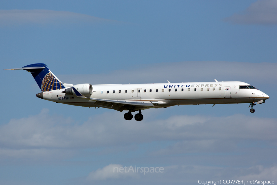 United Express (SkyWest Airlines) Bombardier CRJ-701ER (N724SK) | Photo 171272