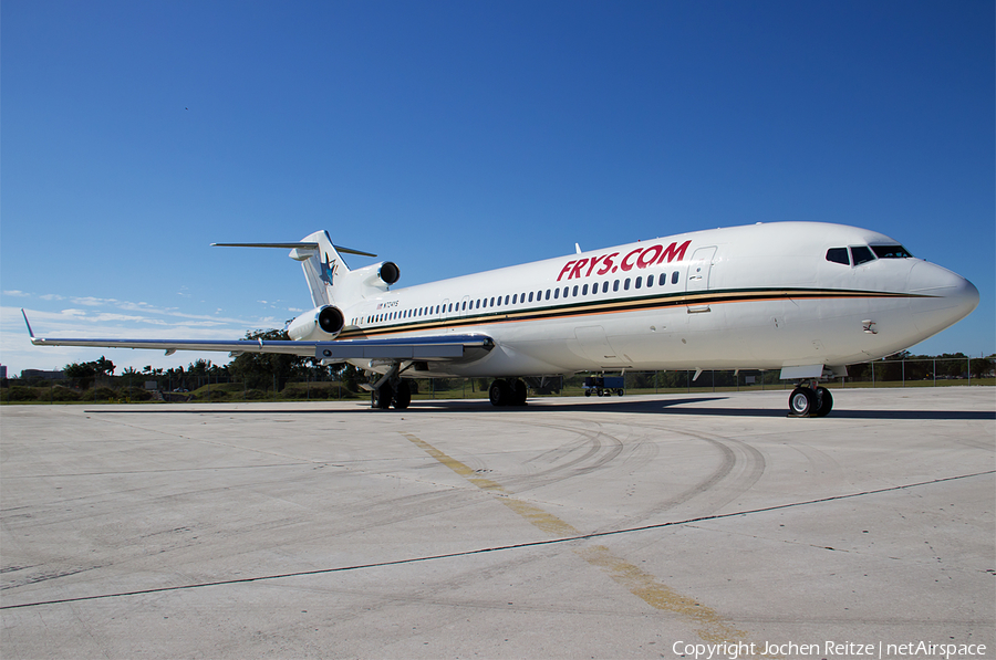 Fry's Electronics Boeing 727-281(Adv RE) (N724YS) | Photo 38377