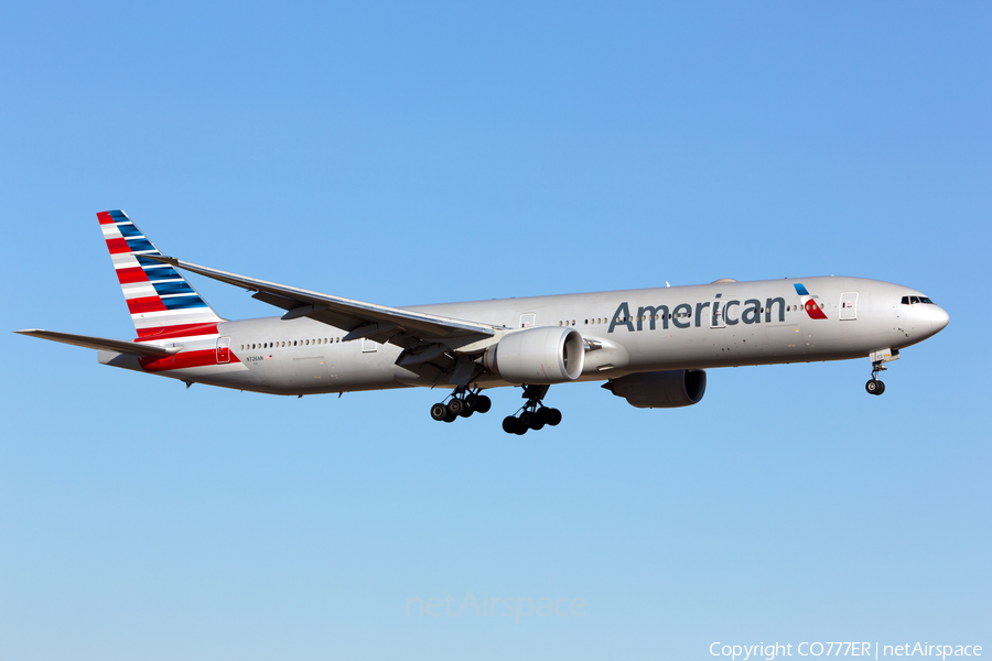 American Airlines Boeing 777-323(ER) (N726AN) | Photo 146588