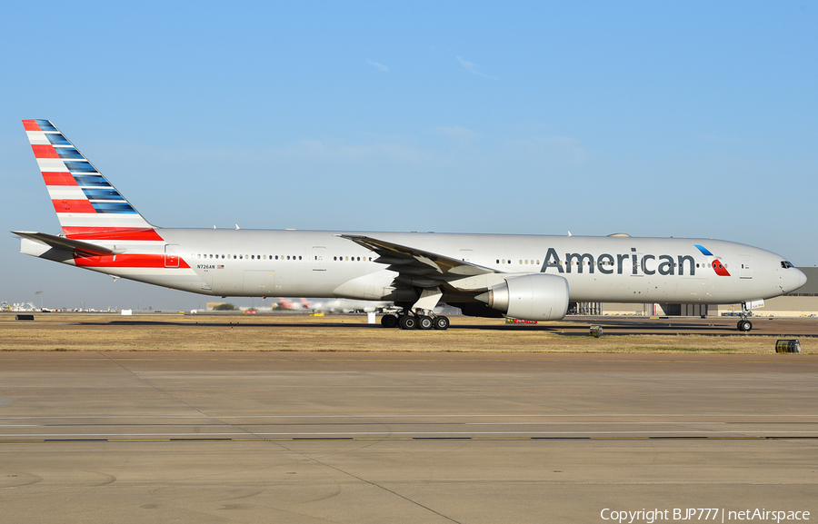 American Airlines Boeing 777-323(ER) (N726AN) | Photo 229289