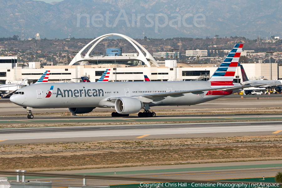 American Airlines Boeing 777-323(ER) (N727AN) | Photo 105071